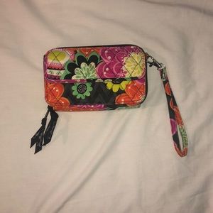 Vera Bradley wristlet/crossbody